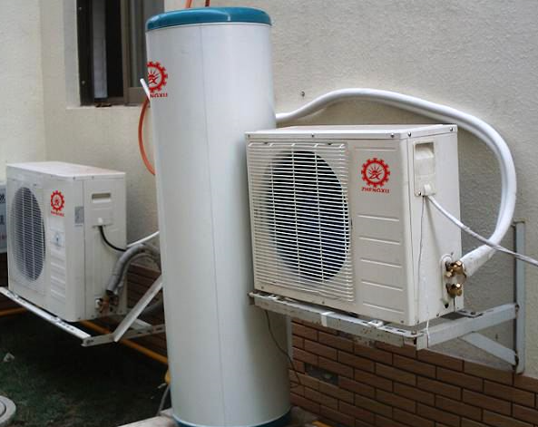 空氣能熱水器或機組的水箱應該怎么補水? 空氣能熱水器或機組的水箱應該怎么補水?